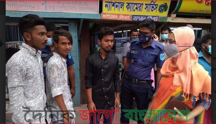 স্বাস্থ্য বিধি মেনে সামাজিক দূরত্ব বজায় রেখে মার্কেটে বেচাকেনা করার জন্য নির্দেশনা